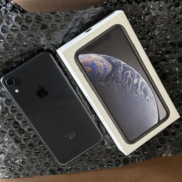 iPhone XR 64GB iBox fullset
