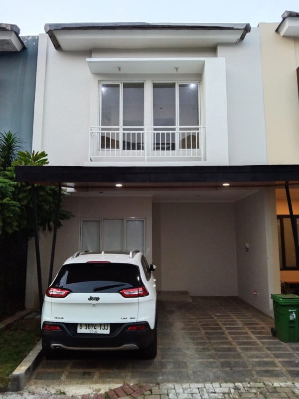 Rumah 2 lantai