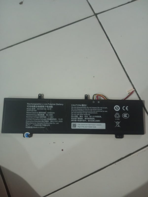 Batrai laptop axioo hype 5 AMD X6, model number AEC626182-3S1P