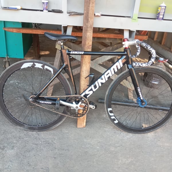 Fixie Tsunami SNM200