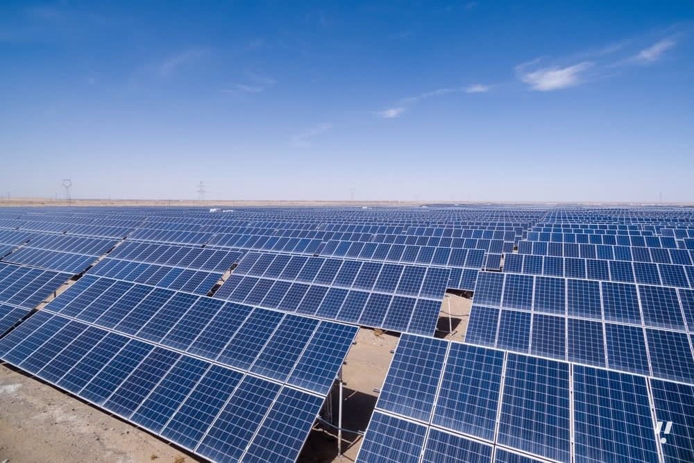 UAE Raises Clean Energy Target to 35% as Solar, Storage Economics Shift