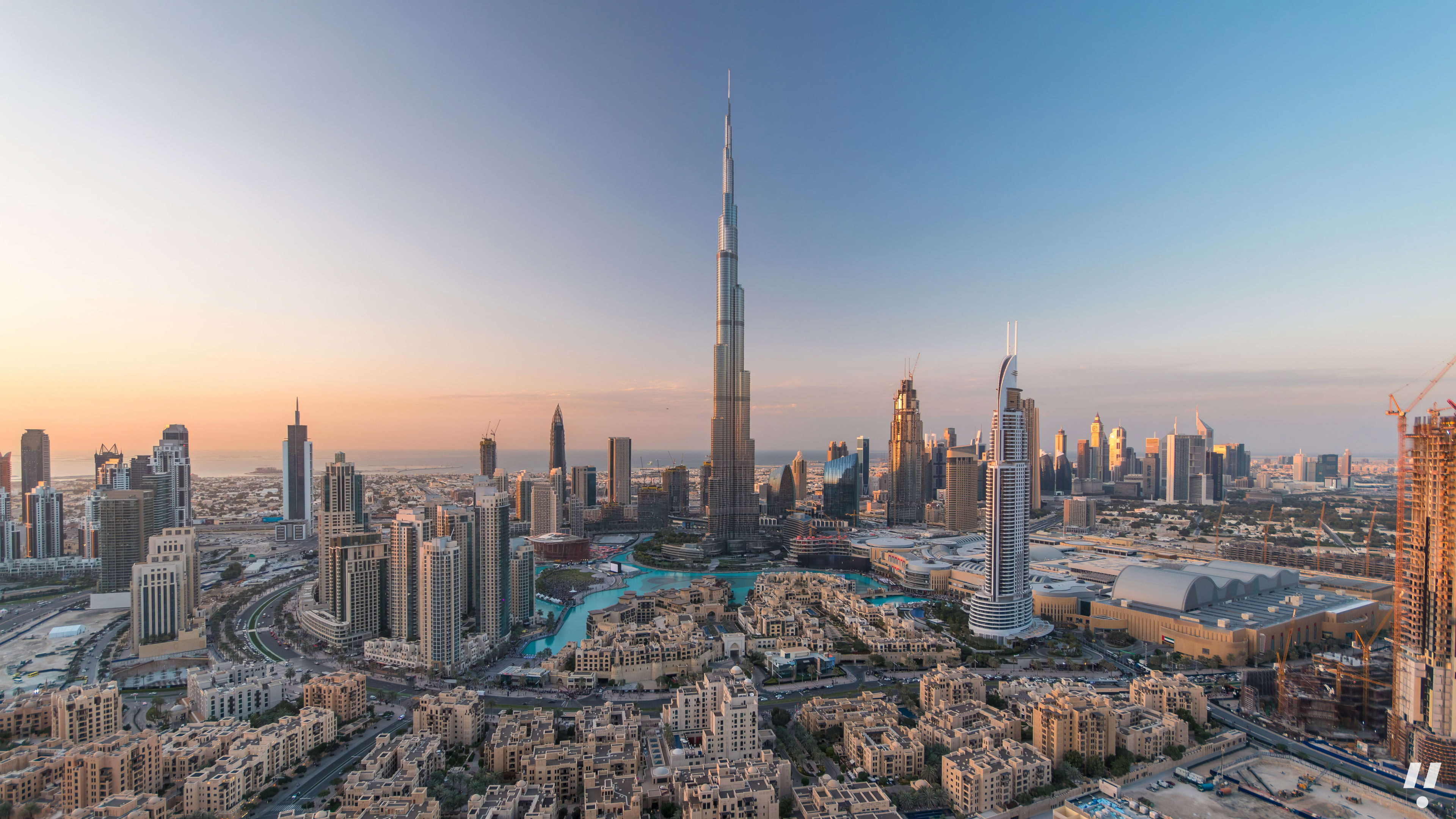 Dubai's Real GDP Slips 2.3% to AED473 Billion as Finance Grows 8.8%