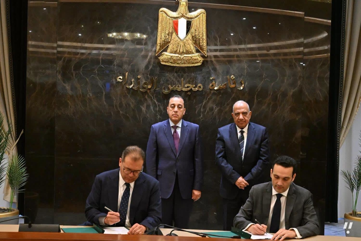 Egypt signs $650m Dandara solar financing and grid agreements