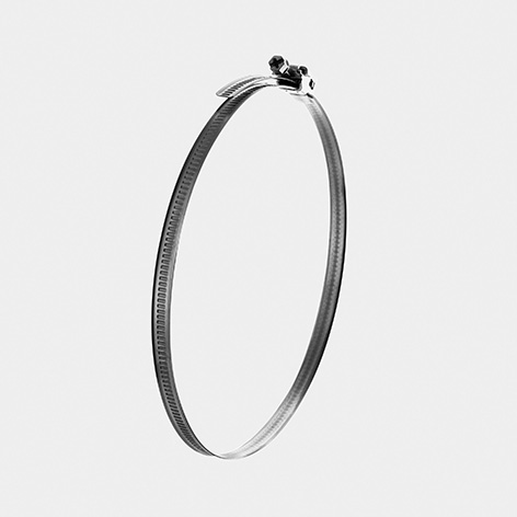 Collier de serrage pour tuyaux QIP avec fermeture à clip zinguée