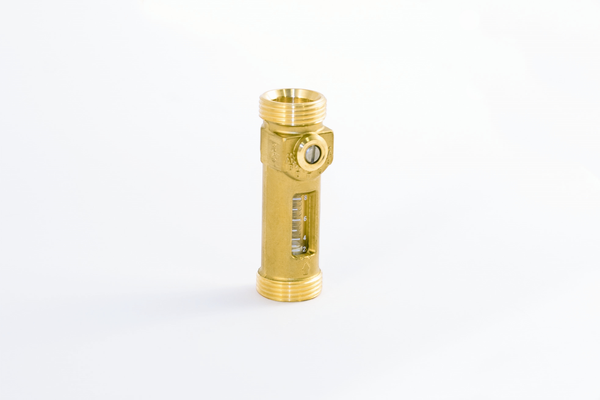 Equilibrage hydraulique et contrôle du débit directement sur le corps principal ou intégré dans une installation.
La vanne d’équilibrage permet une installation exacte et rapide, pratique des volumes d’eau en chauffage,
ventilation, climatisation et sanitaire.
Un équilibrage hydraulique correct contribue à une utilisation optimale et économique de l’installation et,
par la même, répond aux exigences légales d’économie d’énergie.
Le réglage de la vanne d’équilibrage et d’arrêt TacoSetter Inline peut être réalisé sur place dès son installation par un spécialiste, sans que celui-ci ait besoin de recourir à des investissement coûteux en matériel auxiliaire de contrôle ou en formation.