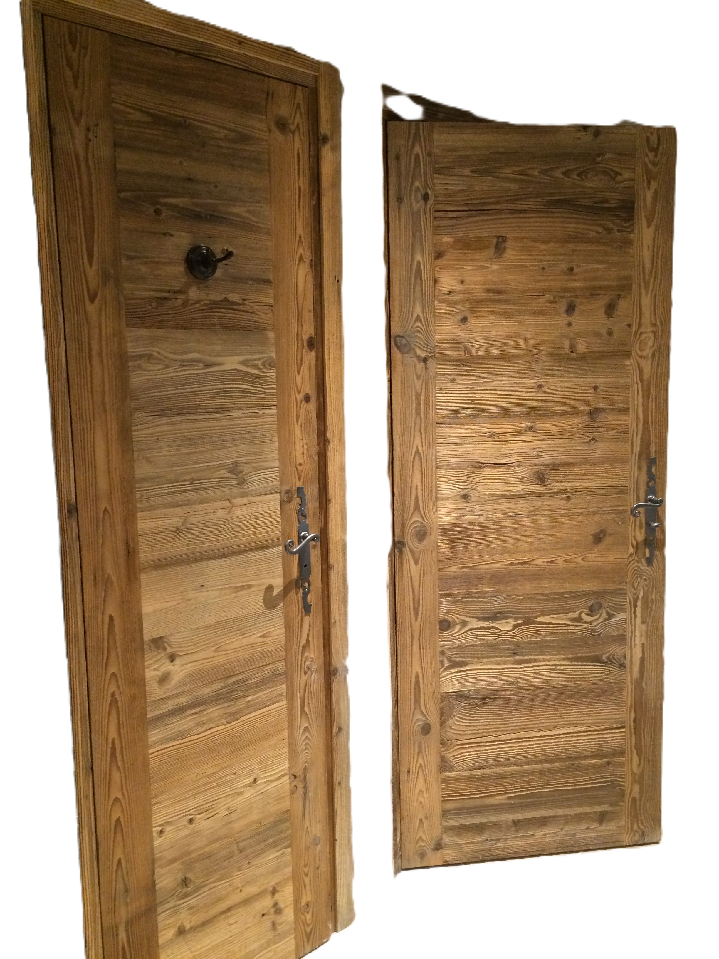 Panneau de porte horizontal en vieux bois brûlé au soleil, couleur miel