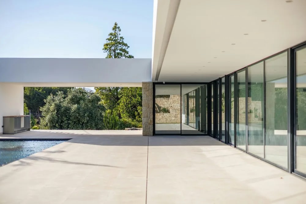 BNB KENYA - Property