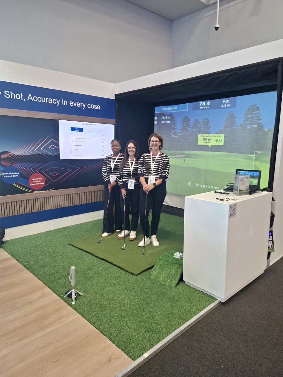 Sim2U mobile golf simulator setup 1