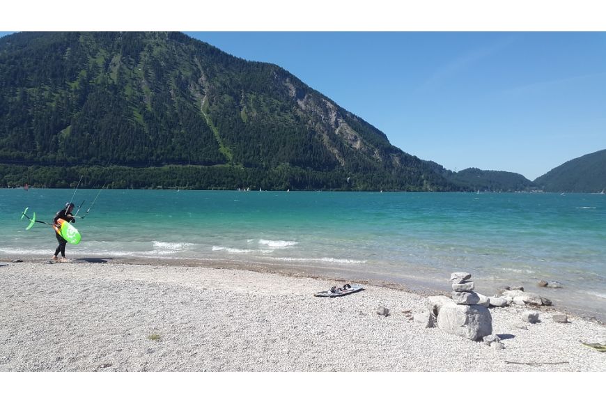 Walchensee Kitebeach Zwergern Insel: Kitesurfspot