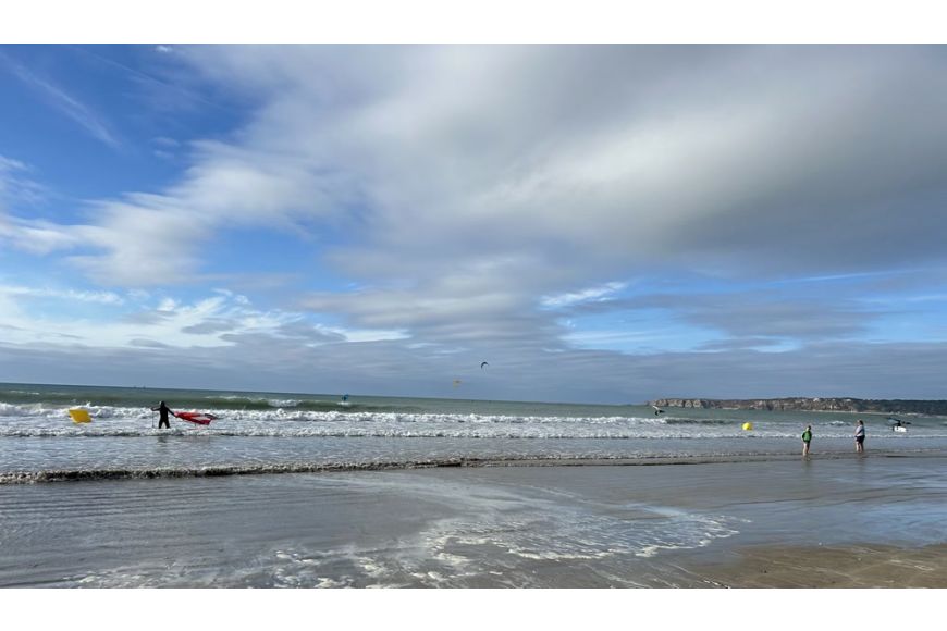 Frankreich Bretagne Saint Pabu Plage