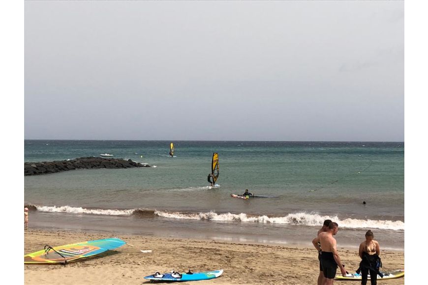 Lanzarote (Playa las Cucharas): Windsurfspot