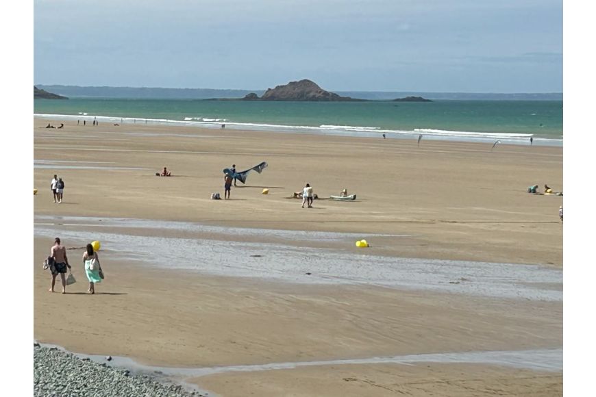 Frankreich Bretagne Saint Pabu Plage