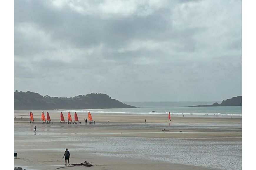 Frankreich Bretagne Saint Pabu Plage