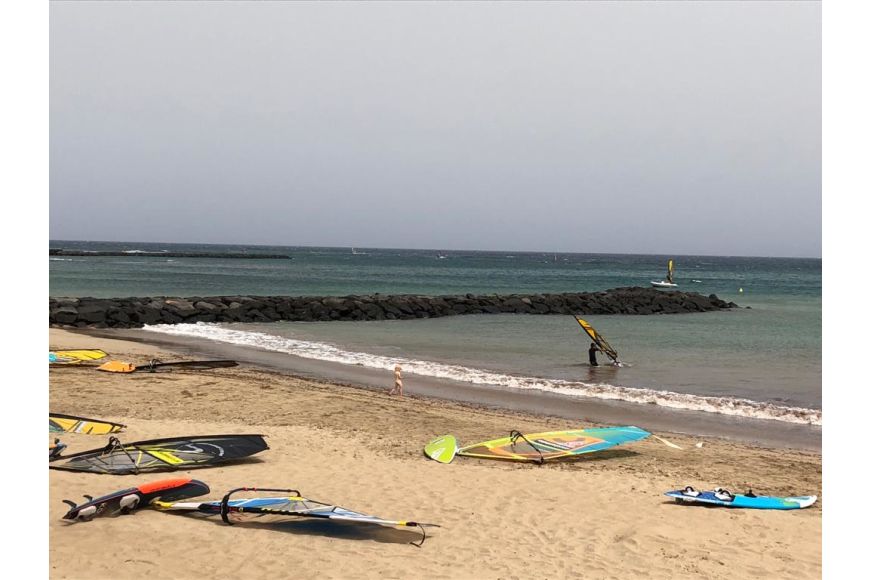 Lanzarote (Playa las Cucharas): Windsurfspot