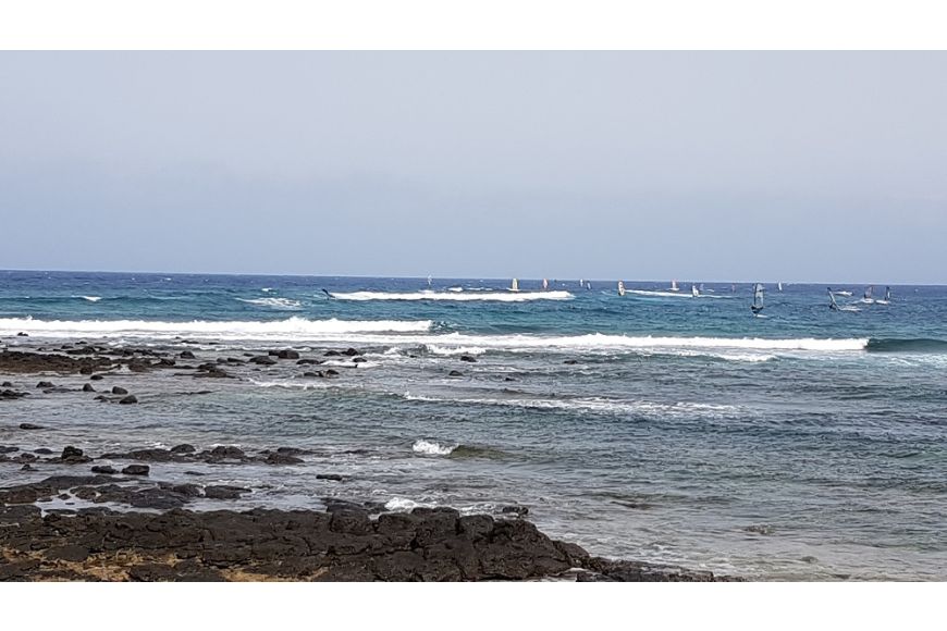 Lanzarote (Playa las Cucharas): Windsurfspot