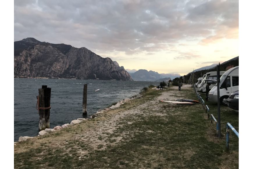 Gardasee (Malcesine Busparkplatz)