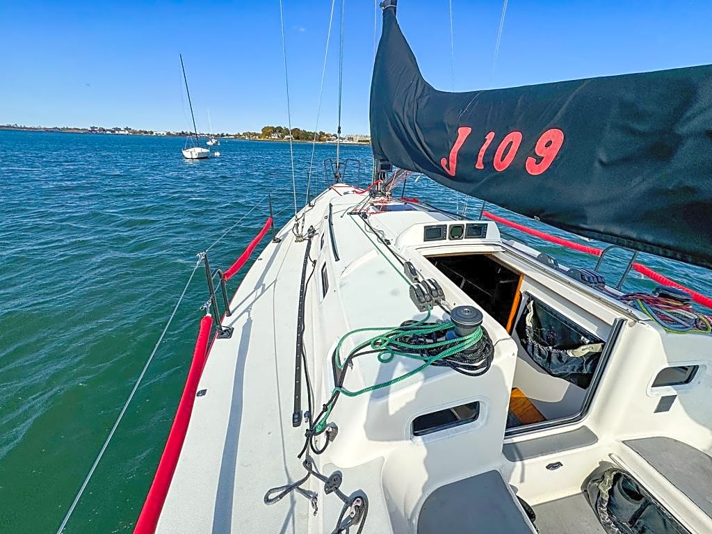 2005 J Boats J/109