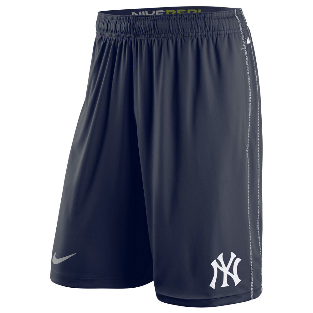 nike yankees shorts