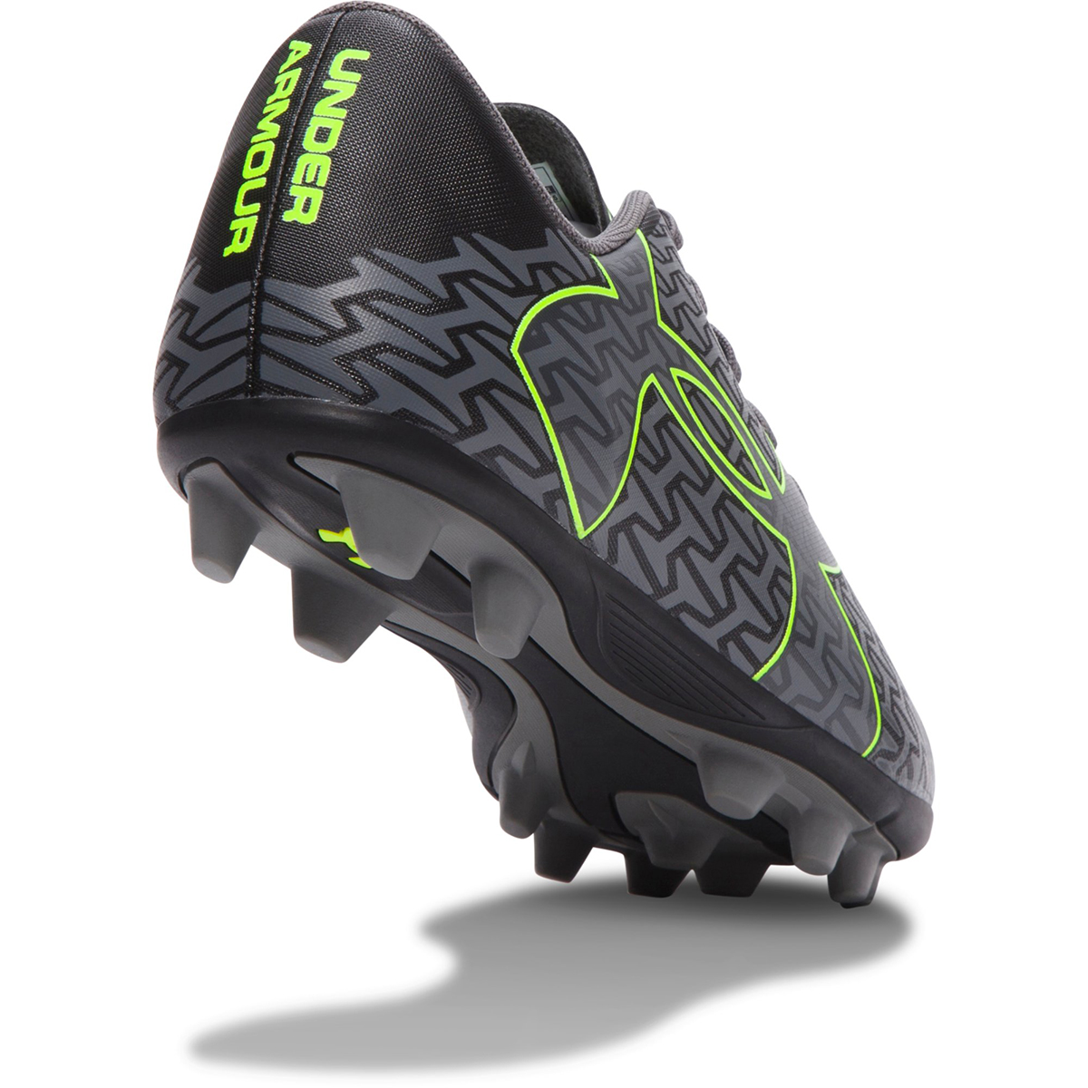 boys under armour soccer cleats