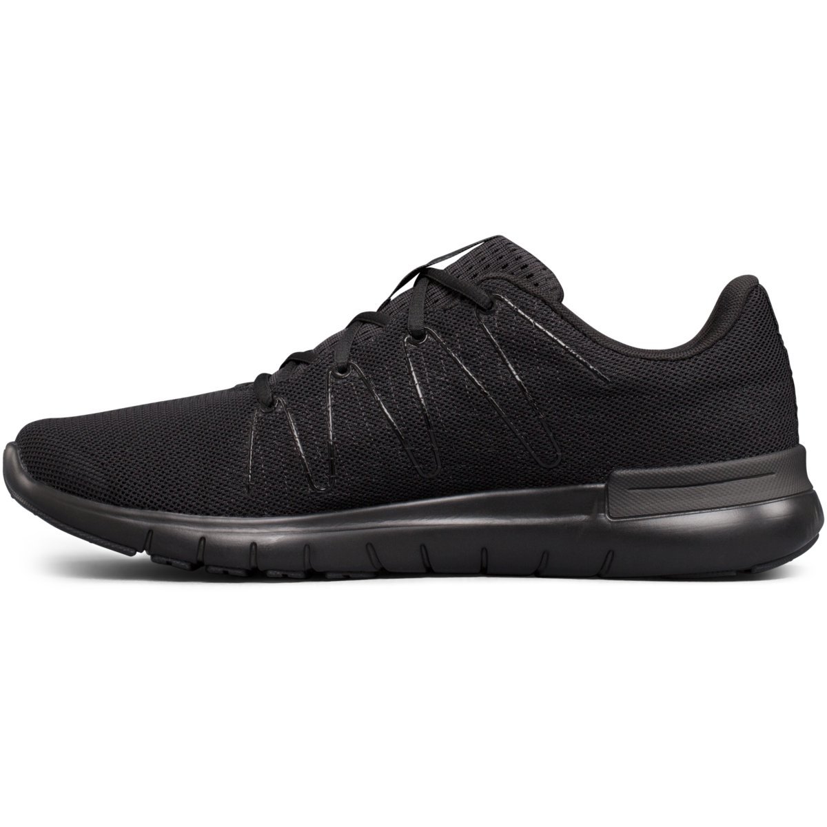 Thrill 3 Running Shoes, Triple Black 