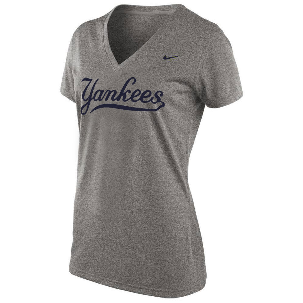 NIKE Women's New York Yankees Wordmark Short-Sleeve Tee XS
