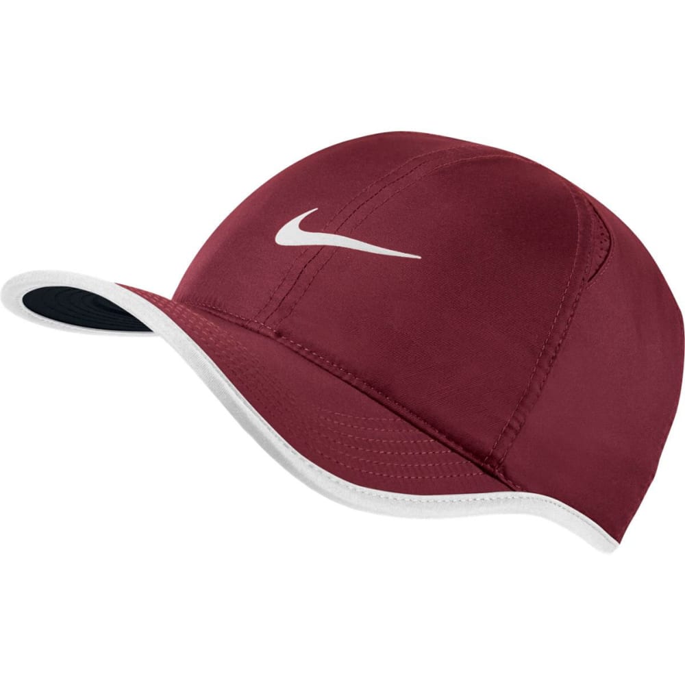 NIKE Men's Feather Light Adjustable Hat ONESIZE
