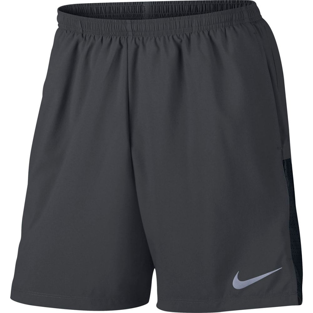 NIKE Men's Challenger 7 Inch Running Shorts M