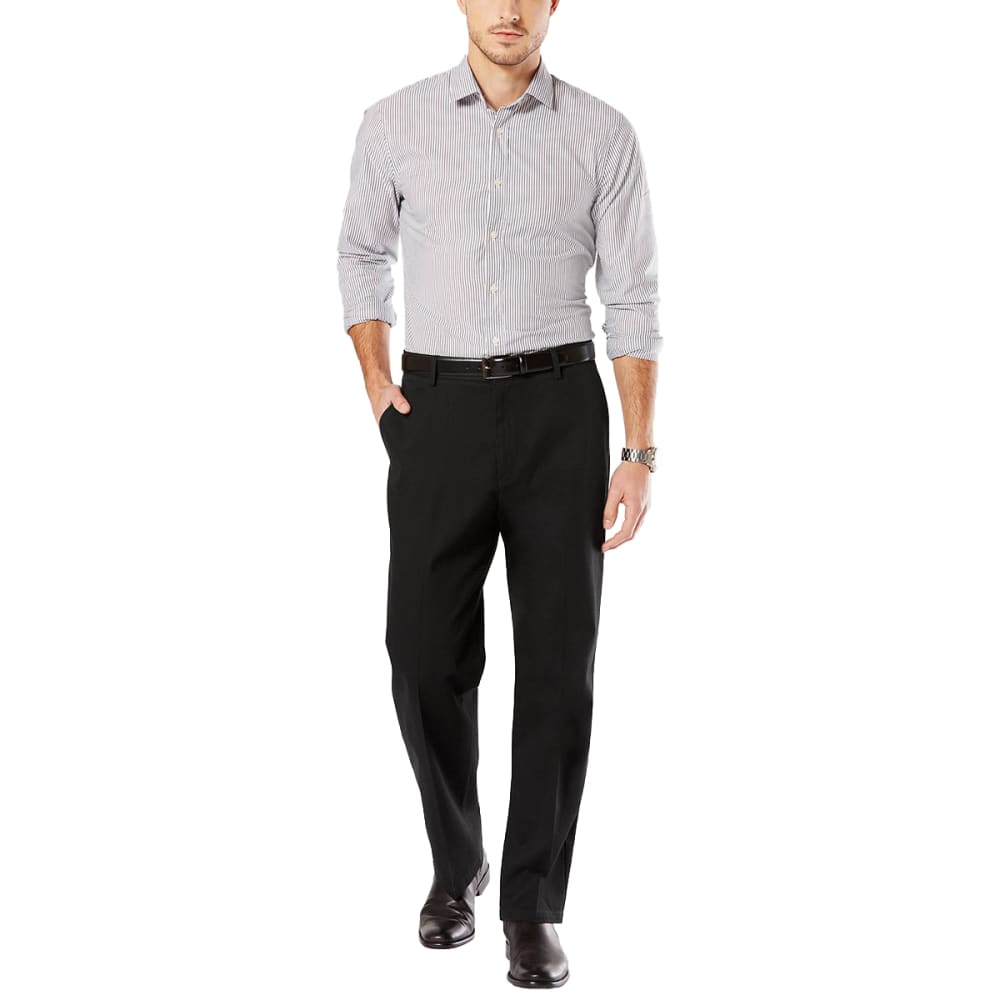 DOCKERS Men's Relaxed Fit Signature Stretch Khakis - Discontinued Style 29/30