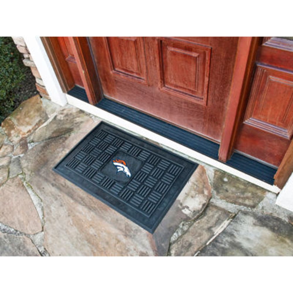 FAN MATS Denver Broncos Medallion Door Mat, Black ONE SIZE