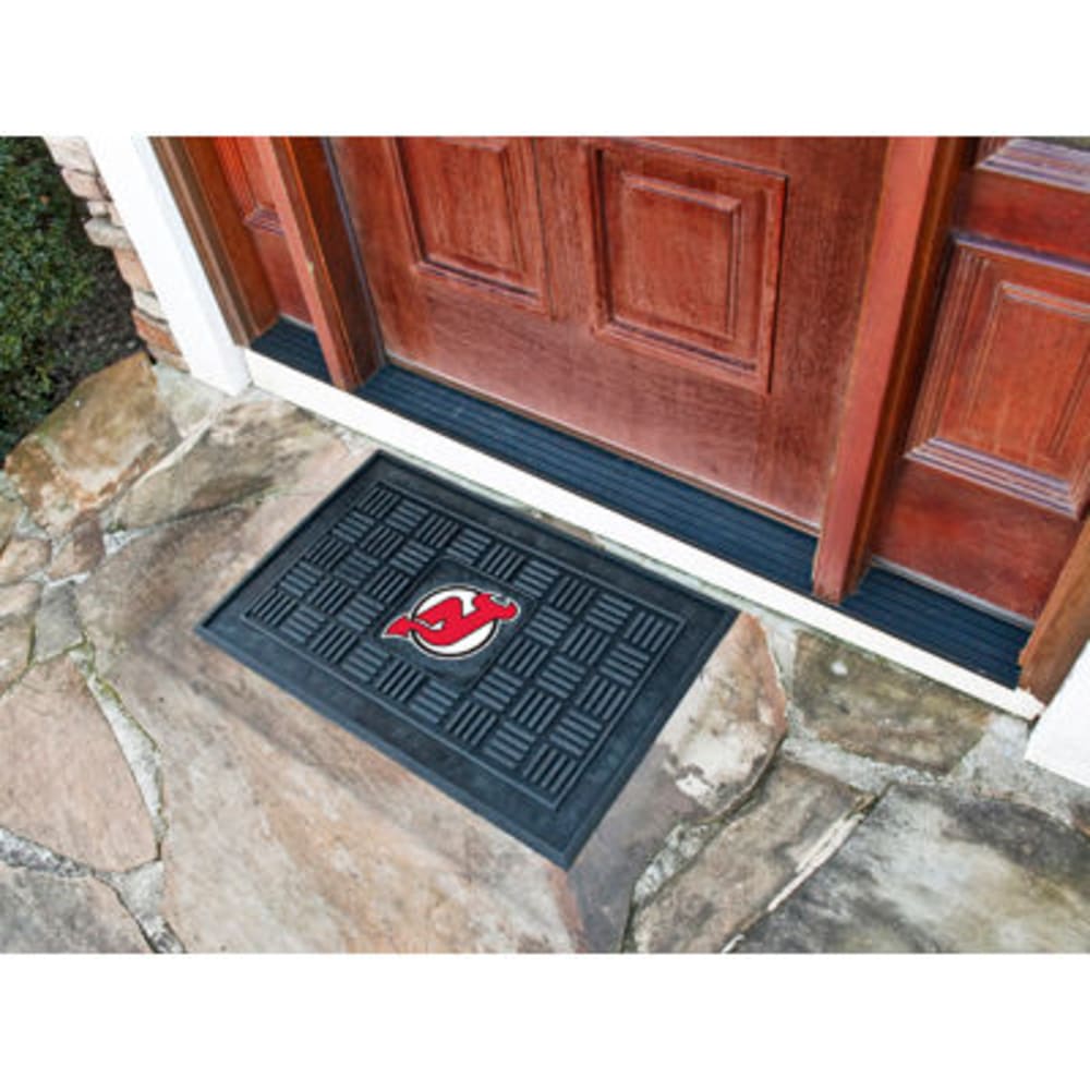 FAN MATS New Jersey Devils Medallion Door Mat, Black ONE SIZE