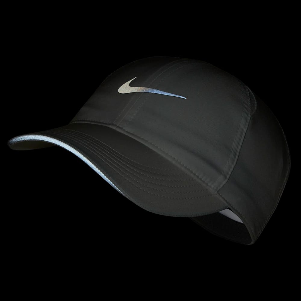 NIKE Women's Featherlight Running Cap - Bob's Stores