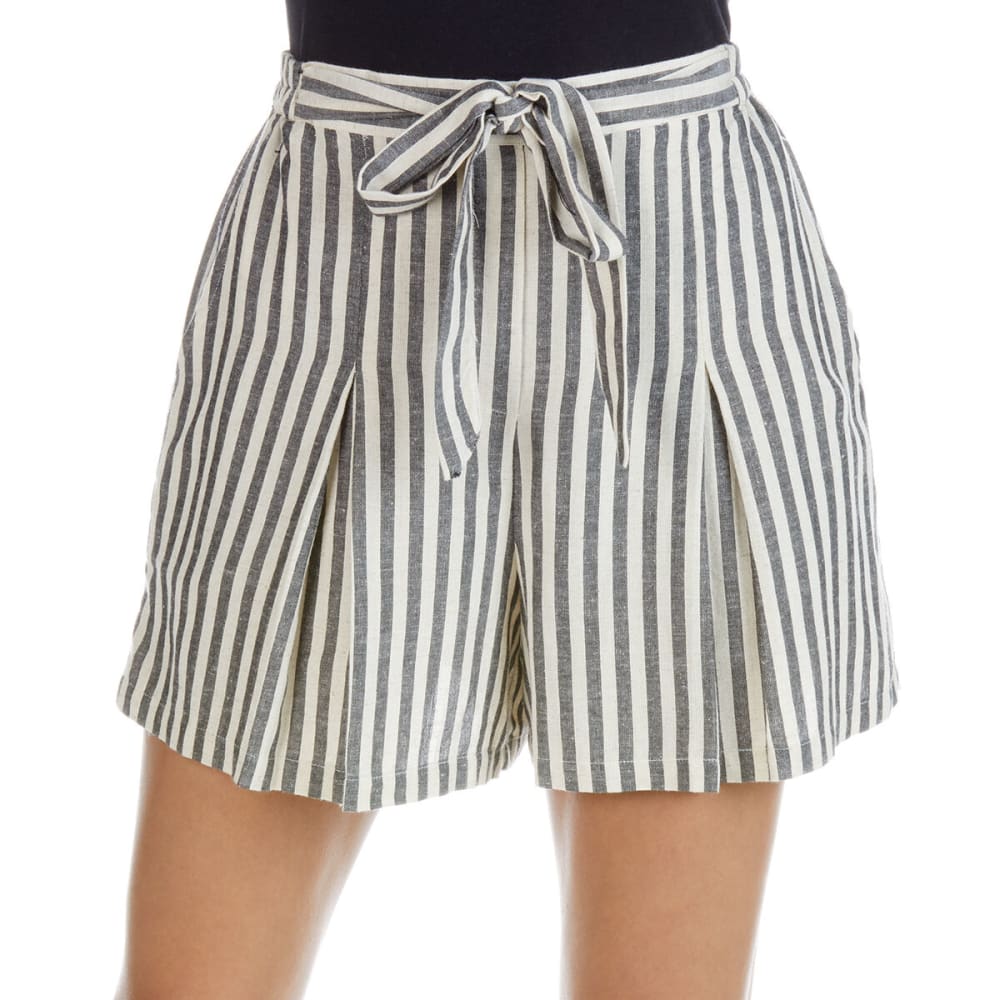 ANGIE Juniors' Woven Floral Border Print Shorts - Bob’s Stores