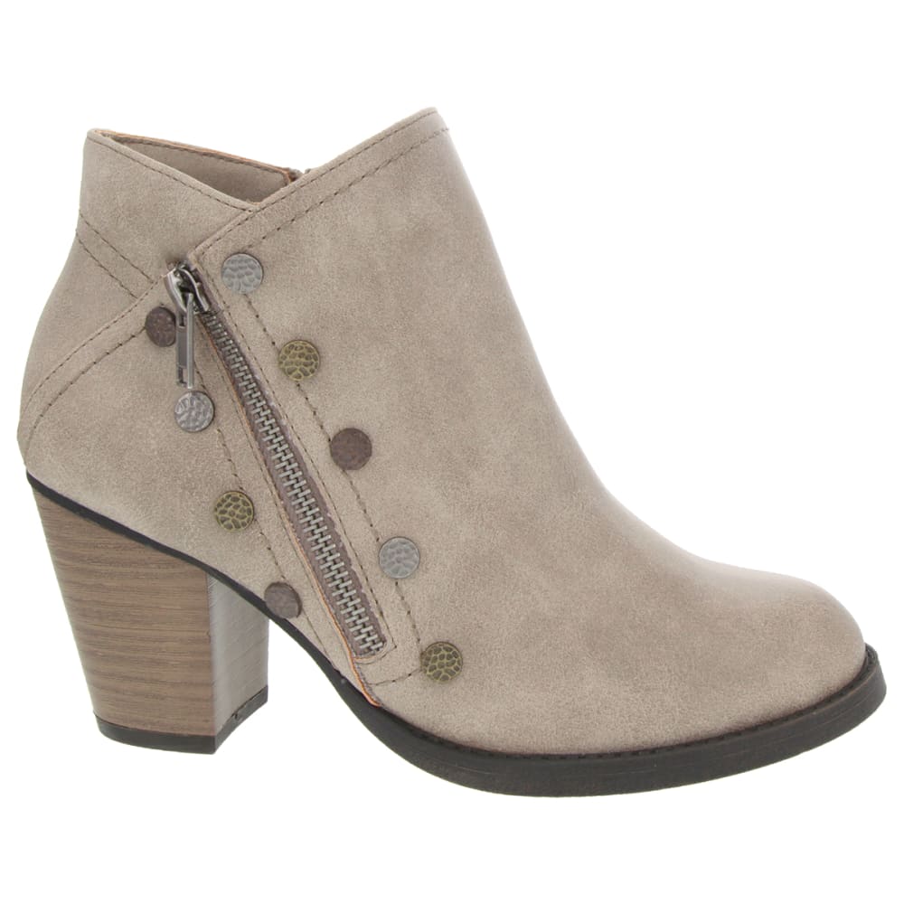 RAMPAGE Women's Edyn Button Studded Ankle Bootie 6