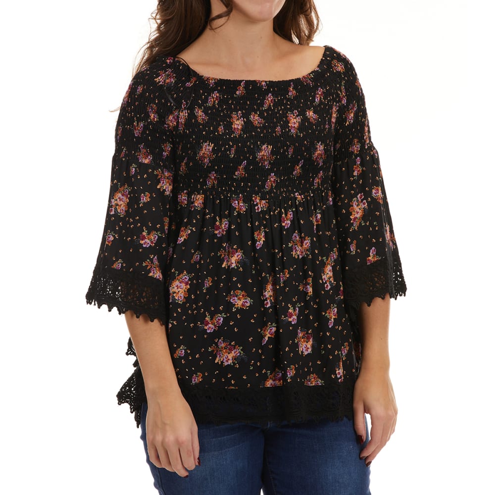 ANGIE Juniors' Square Neck Ruffled Top S