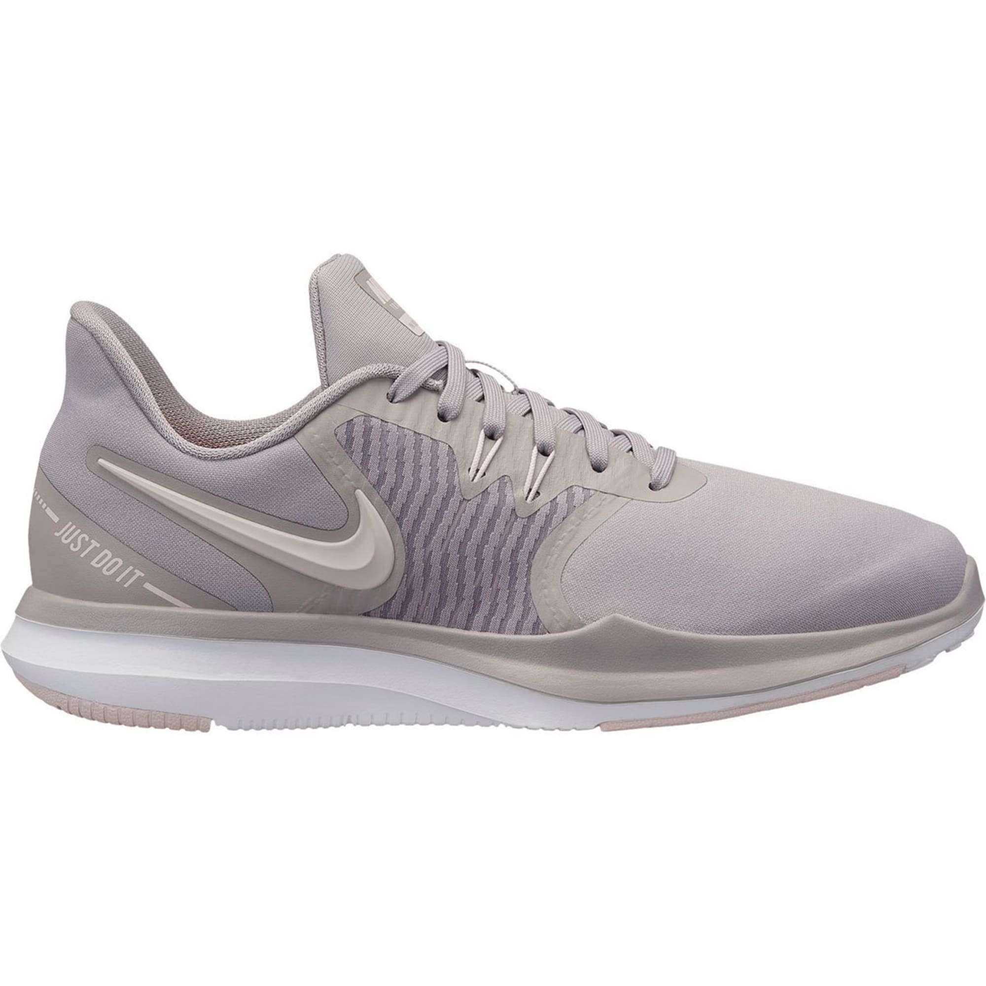 nike womens tr8