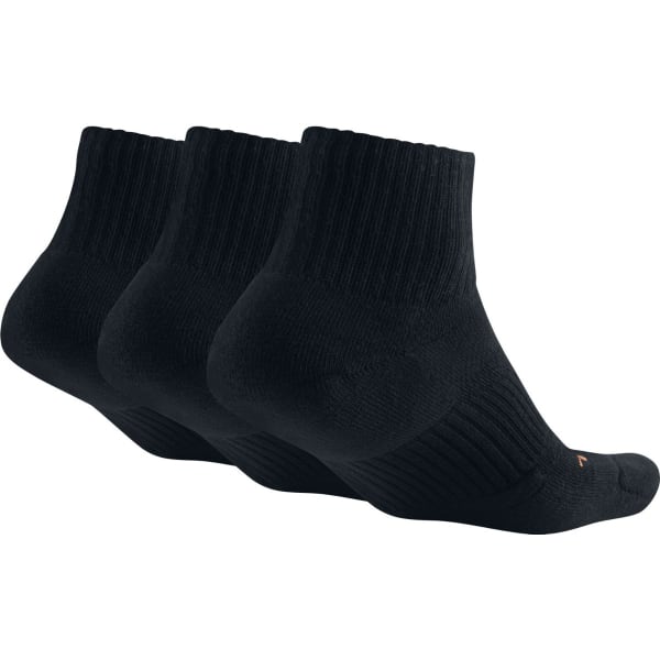 NIKE Men's Dri Fit Quarter Socks, 3 Pairs