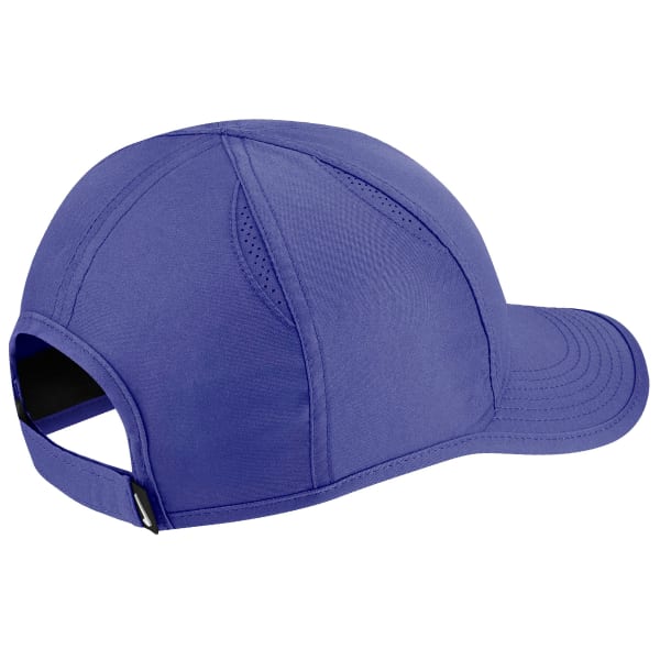 NIKE Women's NikeCourt AeroBill Featherlight Tennis Cap