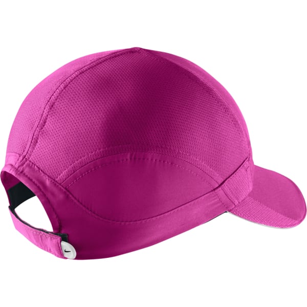 NIKE Women's NikeCourt AeroBill Featherlight Tennis Cap