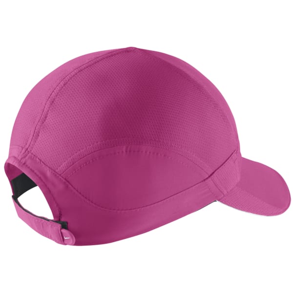 NIKE Women's NikeCourt AeroBill Featherlight Tennis Cap