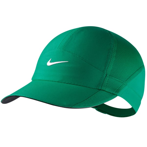 NIKE Women's NikeCourt AeroBill Featherlight Tennis Cap