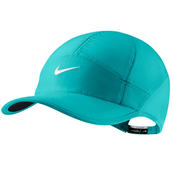 NIKE Women's NikeCourt AeroBill Featherlight Tennis Cap