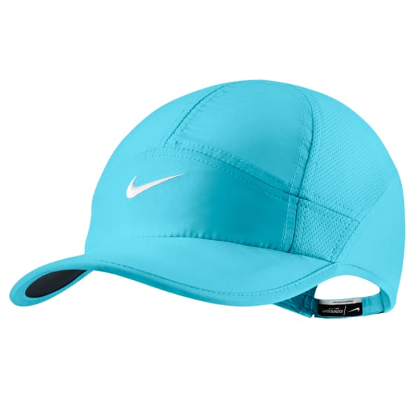 NIKE Women's NikeCourt AeroBill Featherlight Tennis Cap