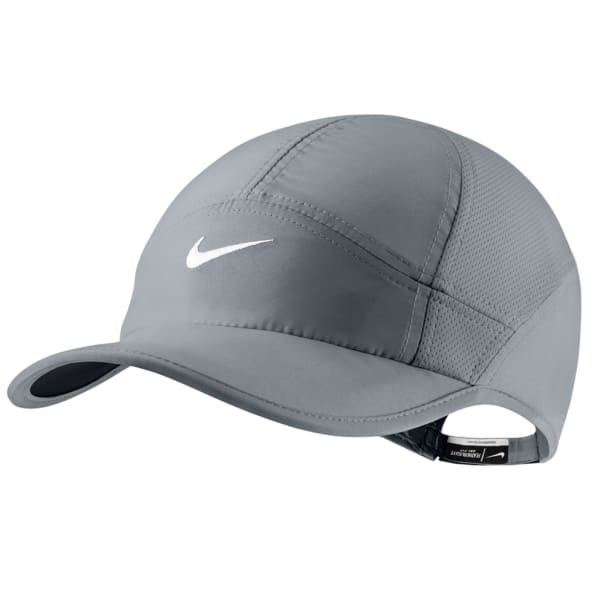 NIKE Women's NikeCourt AeroBill Featherlight Tennis Cap