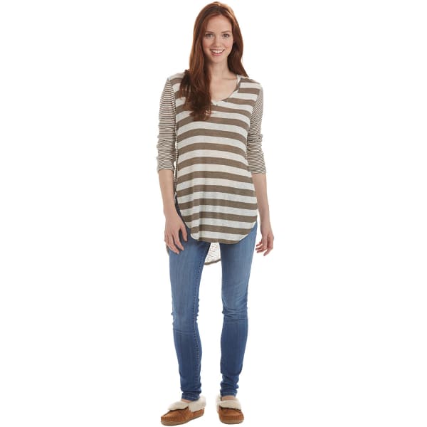 POOF Juniors' 3/4 Sleeve Striped Ribbed Shirt