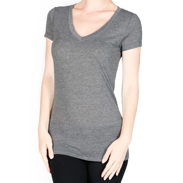 ACTIVE BASIC Juniors' V-Neck Tee - BLOWOUT