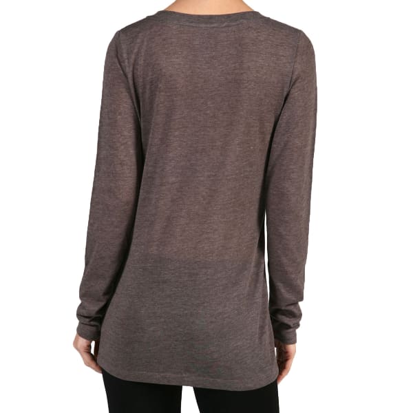 ACTIVE BASIC Juniors' V-Neck Long-Sleeved Tee