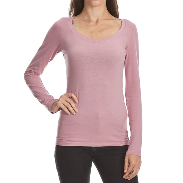 FEMME Women's Basic Long Sleeve Scoop Neck Tee