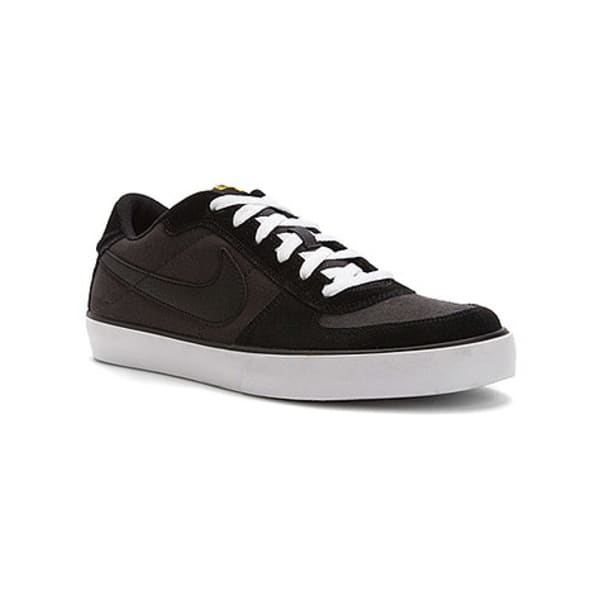 NIKE SB Young Men's Action Mavrk Shoes