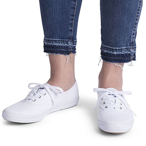 KEDS Women's Champion Oxford Canvas Shoes, Medium