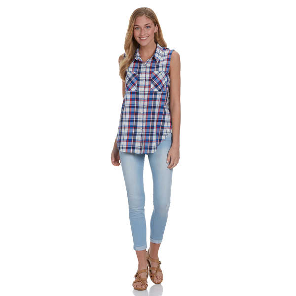 VANILLA STAR Juniors' Plaid Sleeveless Button Down Shirt